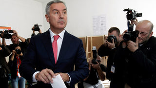 Мило Джуканович няма да продължи да бъде премиер на Черна гора