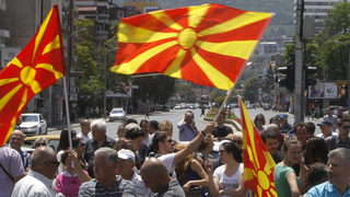 Македония решава окончателно дали да разшири употребата на албанския език