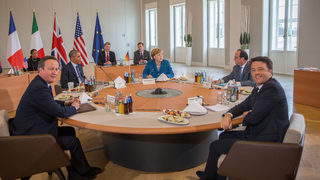 Снимка на деня: От петимата остана само Меркел