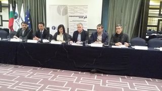 Без Реформаторите в парламента може да се отвори път към коалиция между ГЕРБ и БСП, обяви Зеленогорски