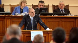 Цветанов благодари на парламента в "който си говорили" (видео)