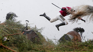 Фотогалерия: "Летящият жокей" и всичко най-добро от спортната фотография