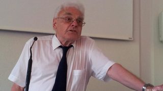 Не разбирам защо българите гласуват за провалили се партии