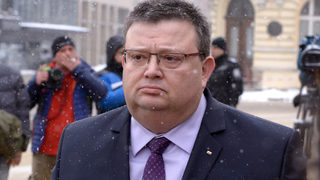 Главният прокурор отрече твърденията на Сашо Дончев и на свой ред го обвини <span class="highlight">в</span> натиск