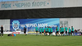 Кралев прехвърли топката към служебното правителство за забавения ремонт на стадион "Тича"