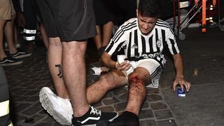 Най-малко 600 ранени в меле заради паника във фензона в Торино