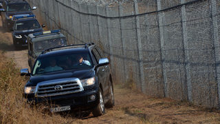 Все още не се знае кой ще поддържа оградата по границата с Турция, заяви вътрешният министър