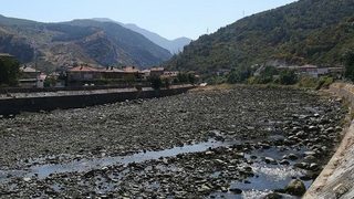 Проверки не установиха унищожаване на риба в пресушаваната река Въча