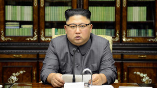Северна Корея ще продължи да развива ядрената си програма, увери Ким Чен-ун