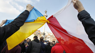Страхът от Русия сближава Полша и Украйна, но болезнената история още ги разделя