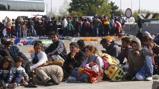Европарламенът е готов да преговаря за новите правила за убежище в ЕС