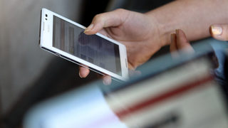 България и Македония ще поискат от мобилните оператори да намалят цените на роуминга