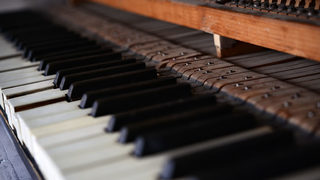 Видео: 20 души на едно пиано за рекорд на <span class="highlight">Гинес</span>