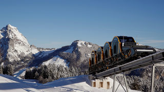 Снимка на деня: Швейцария открива най-стръмната въжена железница в света