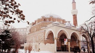 Читателска фотогалерия: Джамиите в София