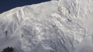 Планинските спасители предупреждават за висока опасност от лавини