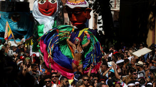 Снимка на деня: Започна карнавалът в <span class="highlight">Рио</span>