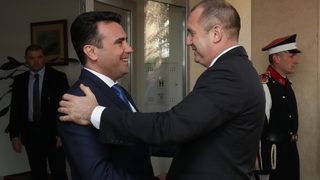 Договорът за <span class="highlight">добросъседство</span> помете недоверието между България и Македония, каза президентът