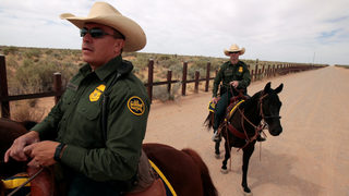 Какво стана, когато Буш и Обама изпратиха войници по границата с Мексико