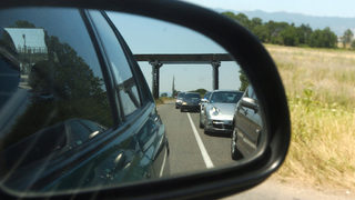 Новите закони за движение по пътищата предизвикаха разпалени дискусии в Бургас