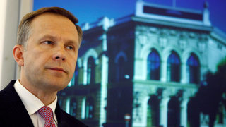 ЕЦБ започна дело срещу Латвия заради отстраняването на централния й <span class="highlight">банкер</span>