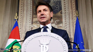 Италия избегна избори, Джузепе Конте оглави правителството на популистите