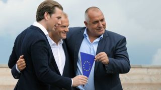 Австрия прие председателството на ЕС, канцлерът Курц "ще гради" мостове