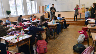 "Смяташ ли, че тук е добро място да пораснеш" и още въпроси към децата на България