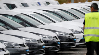 Продажбите <span class="highlight">на</span> коли в Европа скочиха с над 30% през август заради нов регламент
