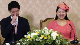 Японската принцеса Аяко напуска императорското семейство заради брака си