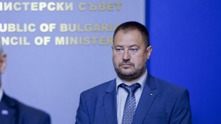 Бившият шеф на Агенцията за българите в чужбина излиза от ареста срещу 100 хил. лв. гаранция