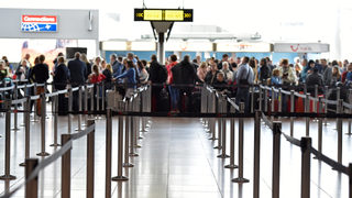 Стачката на част от товарачите на летището в Брюксел продължава шести ден
