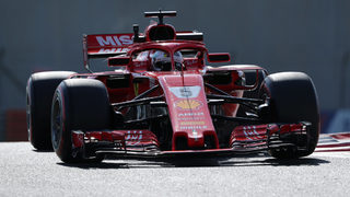 Пилотите на "Ферари" дадоха най-добри времена в тестовете след края на сезона