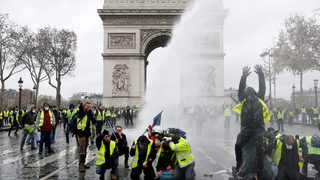 Френското "жълто" и демокрацията
