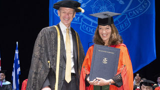 Българи получиха дипломи от световен топ университет The University of Sheffield International Faculty <span class="highlight">CITY</span> College