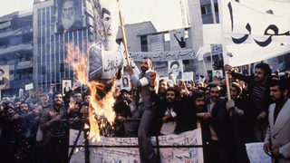 Как "царят на царете" избяга от Иран преди 40 години