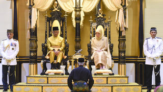 <span class="highlight">Малайзия</span> избра нов крал