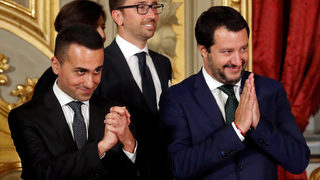 Коалицията в Италия е опасно разделена