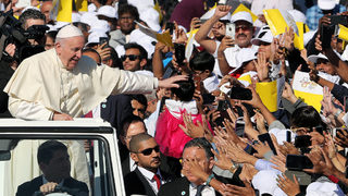 Папата ще протегне в Мароко ръка към исляма