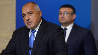 Три оставки на ГЕРБ за ден и втори опит за Делян Добрев да напусне парламента (обобщение)