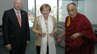 Китай заклейми Далай Лама като поддръжник на зли култове