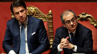 Трима умерени лидери опитват да защитят Италия от собственото й правителство