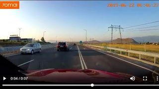 В насрещното и то в най-лява лента на "Струма"