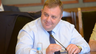 Каракачанов: ДАНС не откри човек от военното министерство да стои зад паниката в Сливен