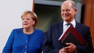 Бъдещият лидер на социалдемократите ще реши съдбата на коалицията с Меркел
