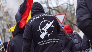 Закрилници или биячи - самозвани пазители на реда настъпват в Германия