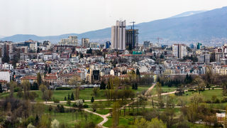 Строителният надзор подвежда за "Златен век", твърдят от "Демократична България"