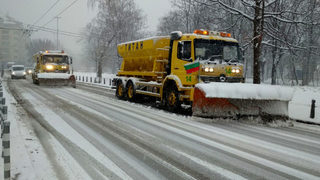 Над 1800 снегорина са готови да чистят из страната, увери пътната агенция
