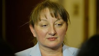 Парламентът избра Деница Сачева за нов социален министър