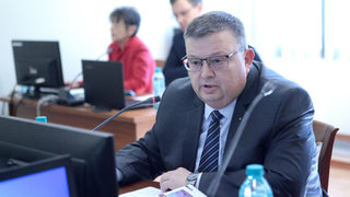 Цацаров запази правото си да се върне като прокурор след антикорупционната комисия